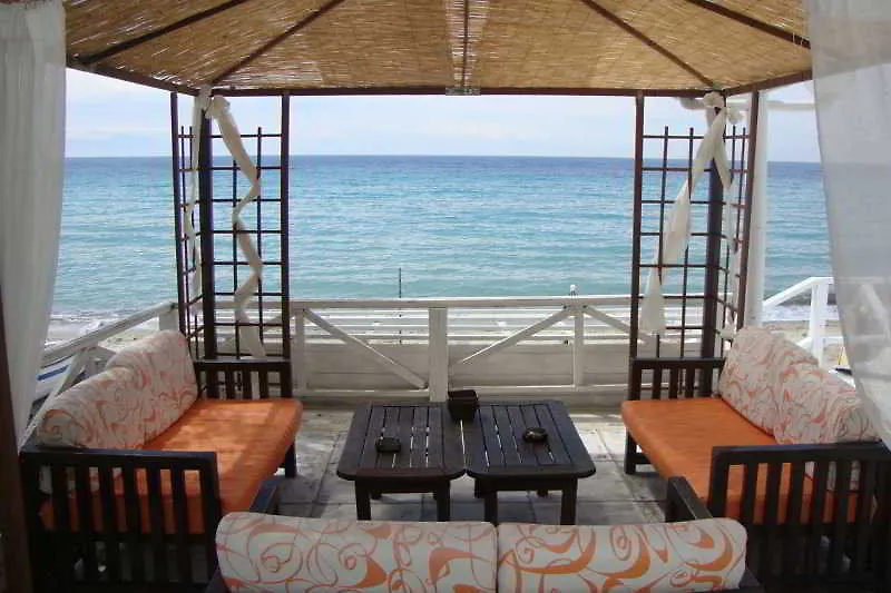 **  Halkidiki Royal Hotel Fourka Řecko